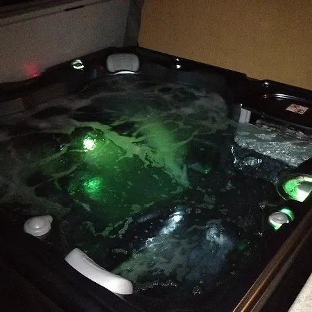 Bellina With Jacuzzi *