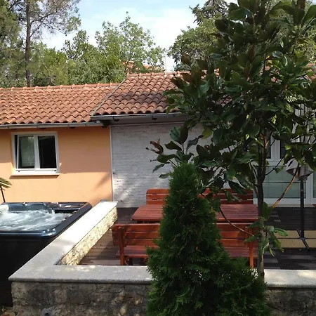 Casa de Férias Bellina With Jacuzzi